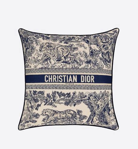 christian Dior pillows